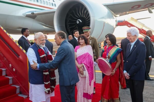 Narendra Modi official welcome ceremony at airport